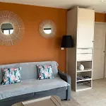 Avec Vue Et Grande Terrasse